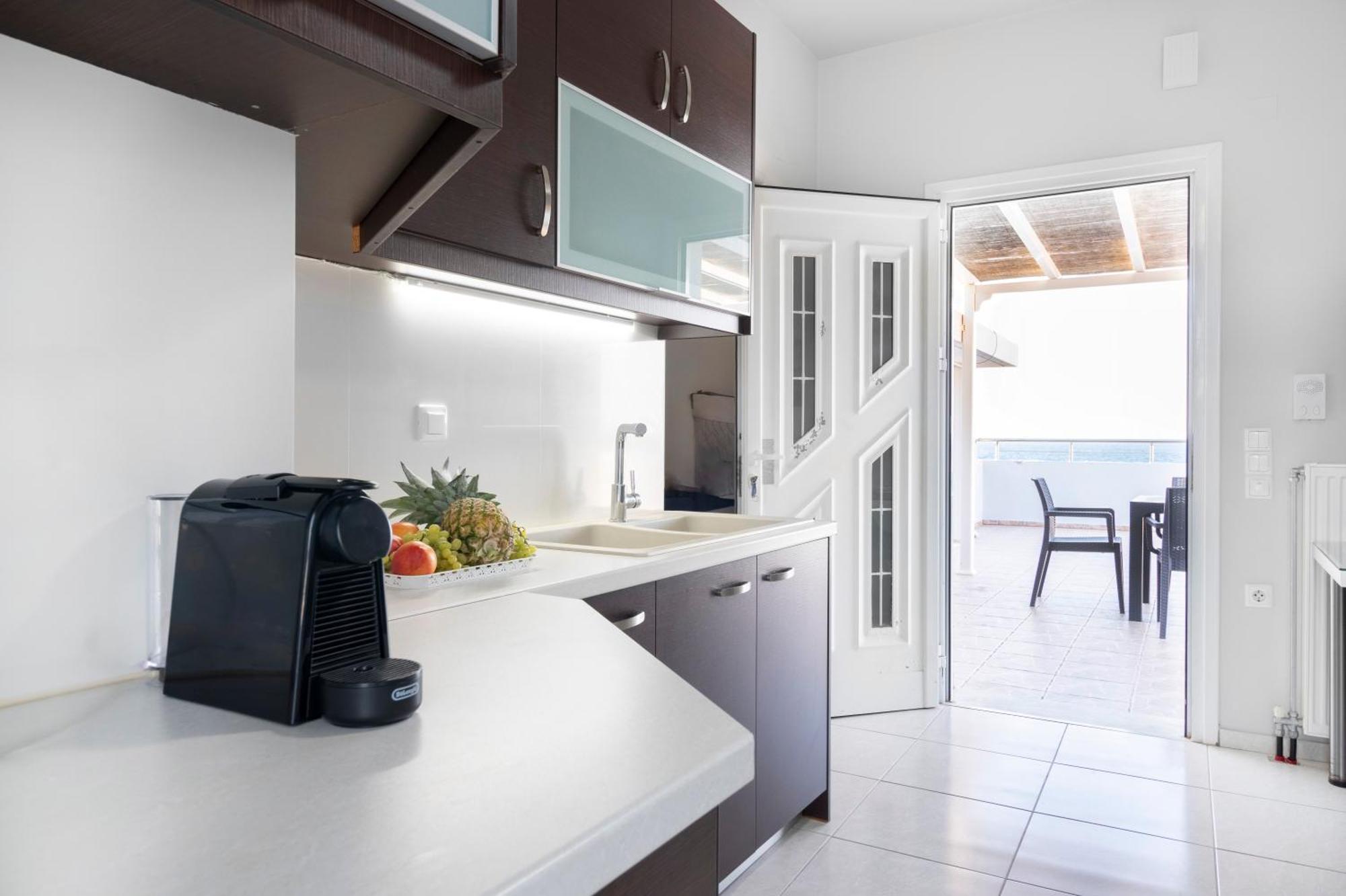 Comfy Beachside Flat With Seaview 2 Amoudara Lasithiou Buitenkant foto
